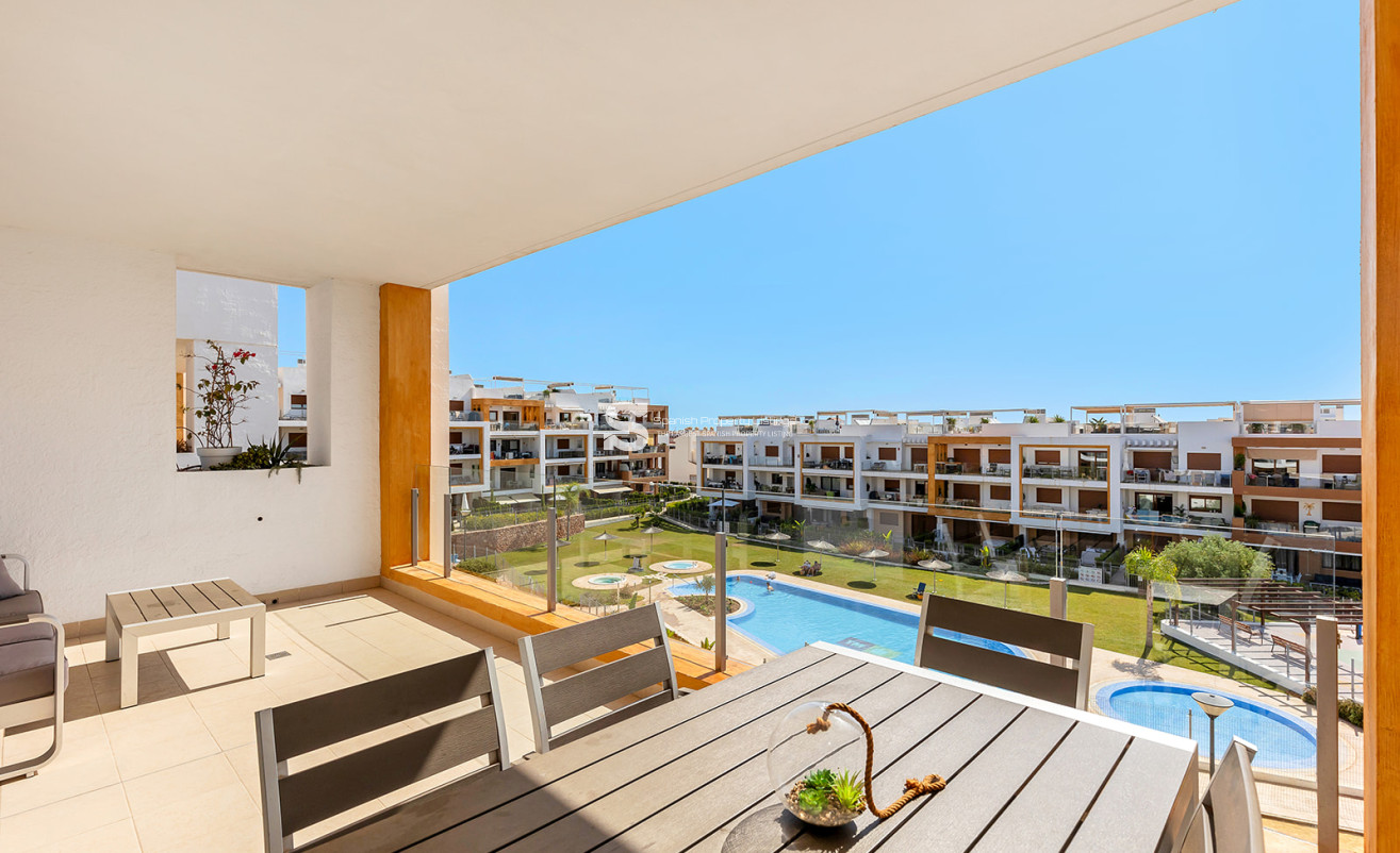 Resale - Apartment - Orihuela Costa - Villamartín