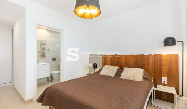 Resale - Apartment - Orihuela Costa - Villamartín