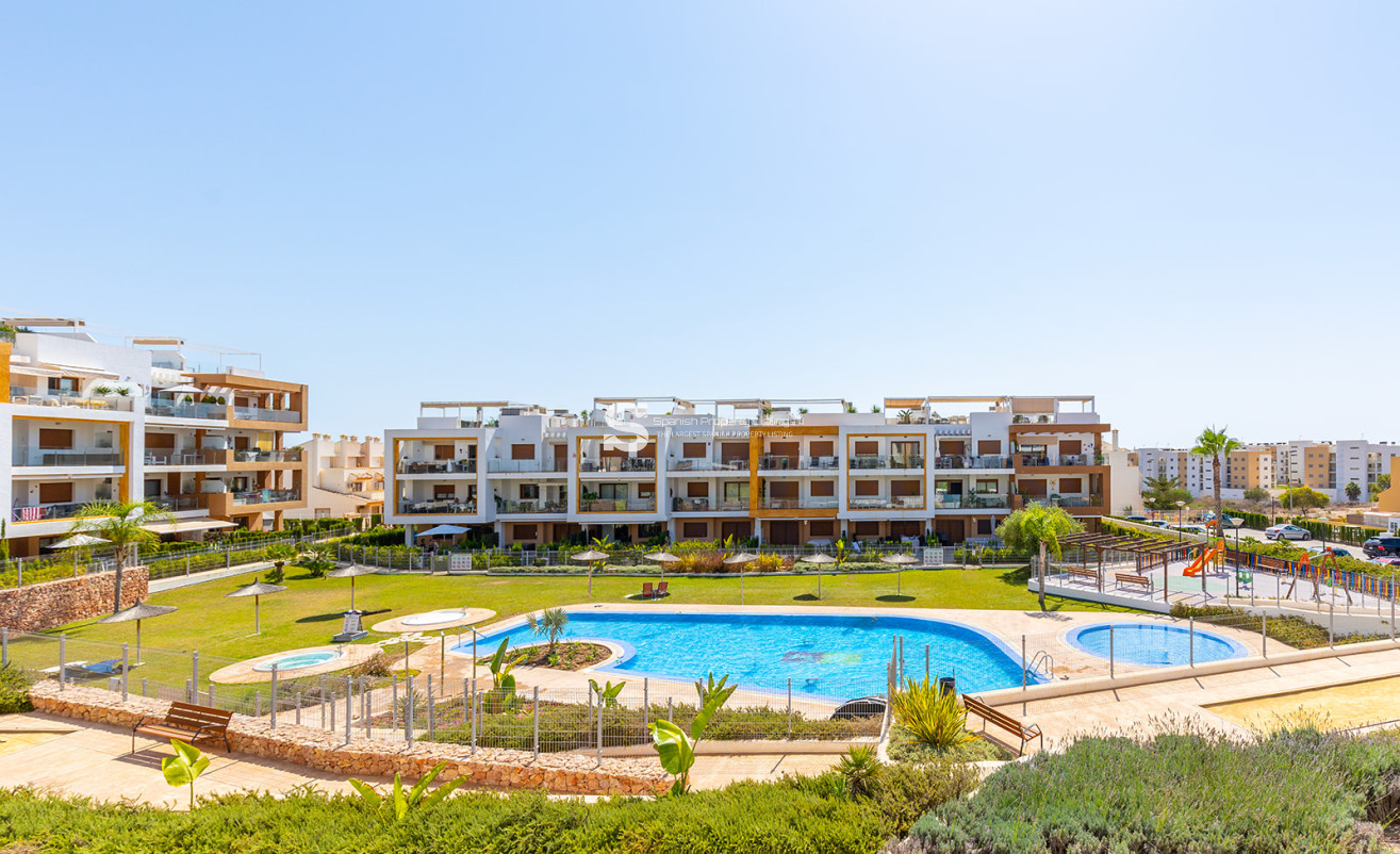 Resale - Apartment - Orihuela Costa - Villamartín