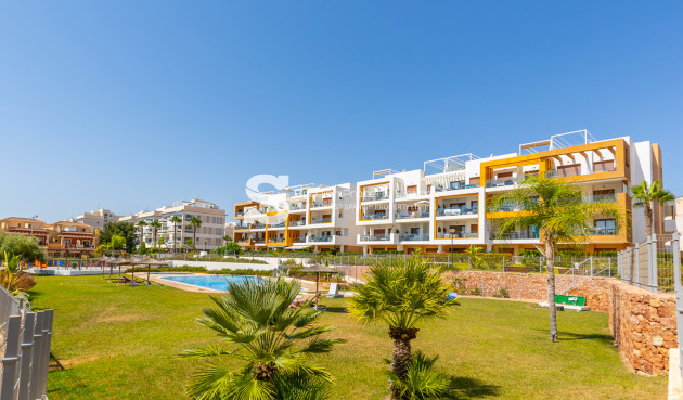 Resale - Apartment - Orihuela Costa - Villamartín