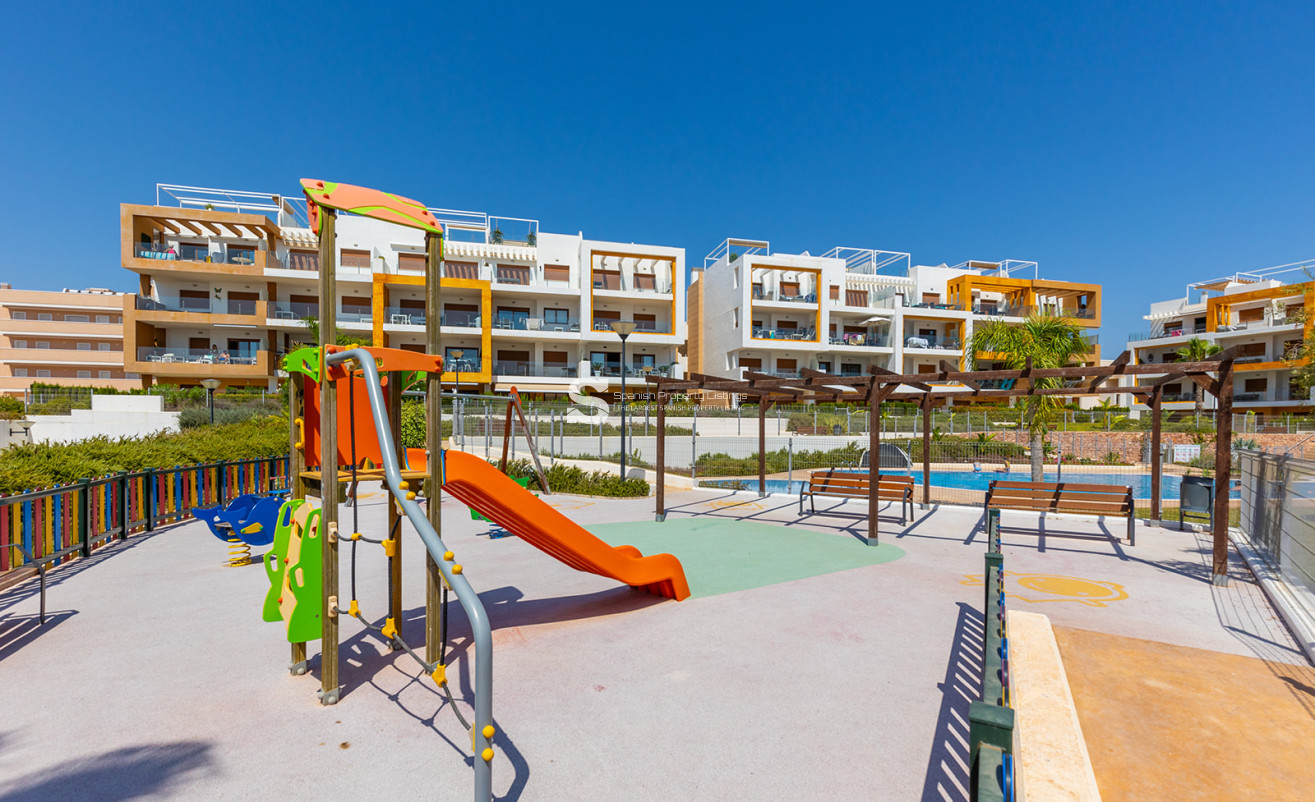Resale - Apartment - Orihuela Costa - Villamartín