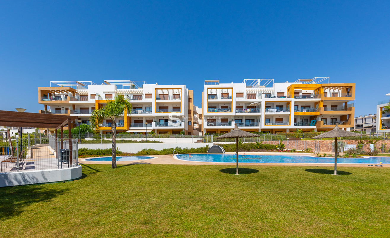 Resale - Apartment - Orihuela Costa - Villamartín