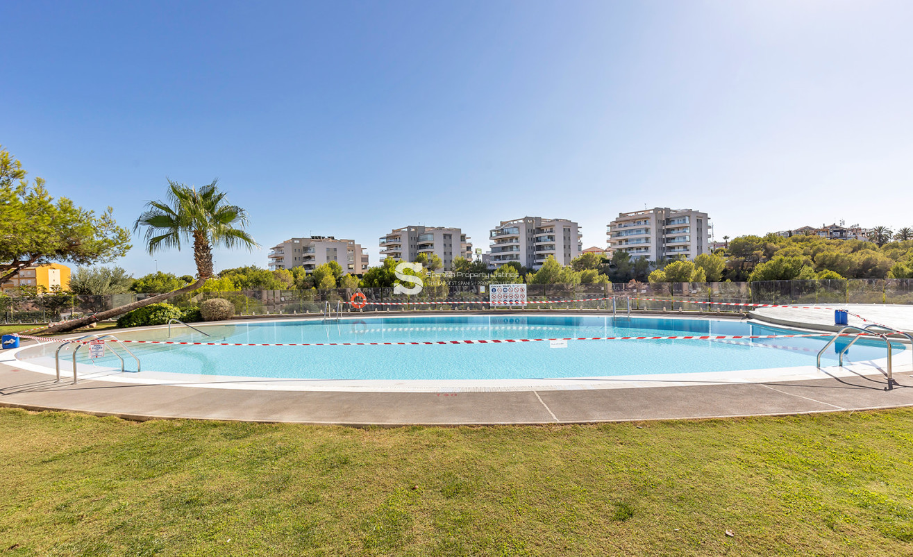 Reventa - Apartment - Orihuela Costa - Villamartín
