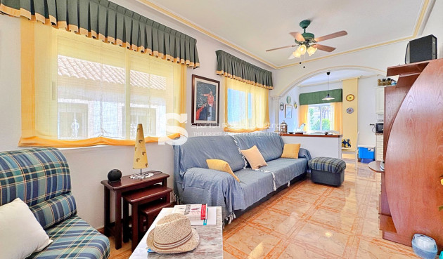 Resale - Apartment - Orihuela Costa - La Zenia