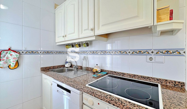 Resale - Apartment - Orihuela Costa - La Zenia
