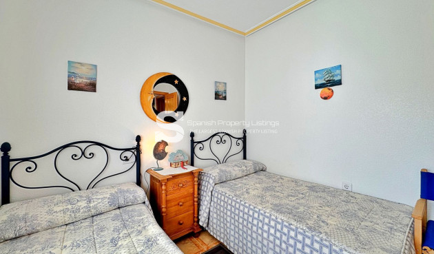 Resale - Apartment - Orihuela Costa - La Zenia