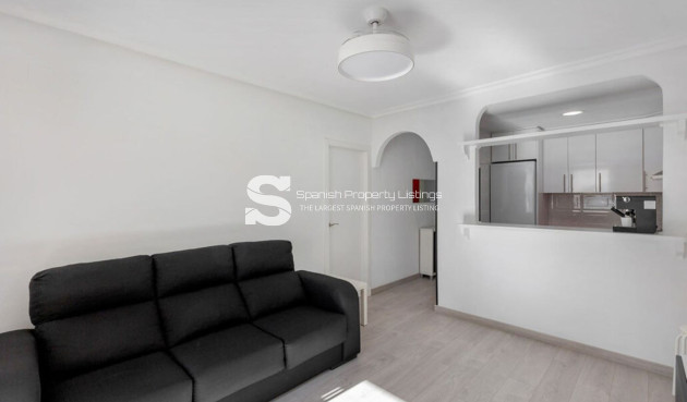 Resale - Apartment - Torrevieja - La Mata