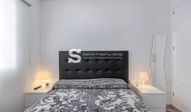 Resale - Apartment - Torrevieja - La Mata