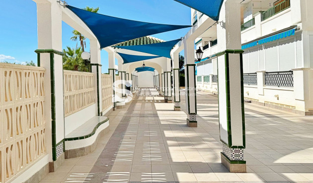 Resale - Apartment - Torrevieja - La Mata