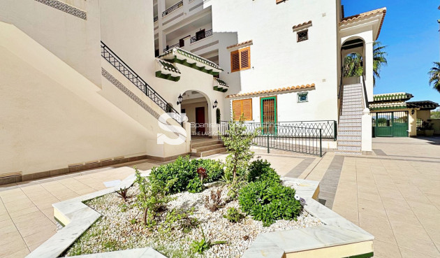 Resale - Apartment - Torrevieja - La Mata