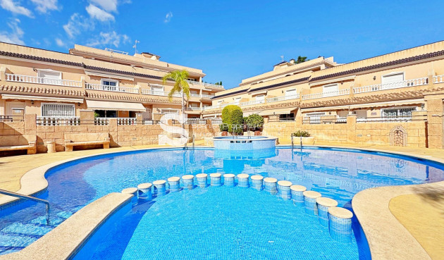 Resale - Townhouse - Orihuela Costa - Villamartín