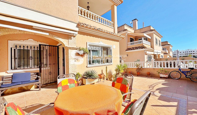 Resale - Townhouse - Orihuela Costa - Villamartín