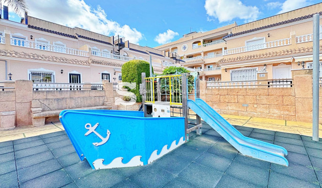 Resale - Townhouse - Orihuela Costa - Villamartín
