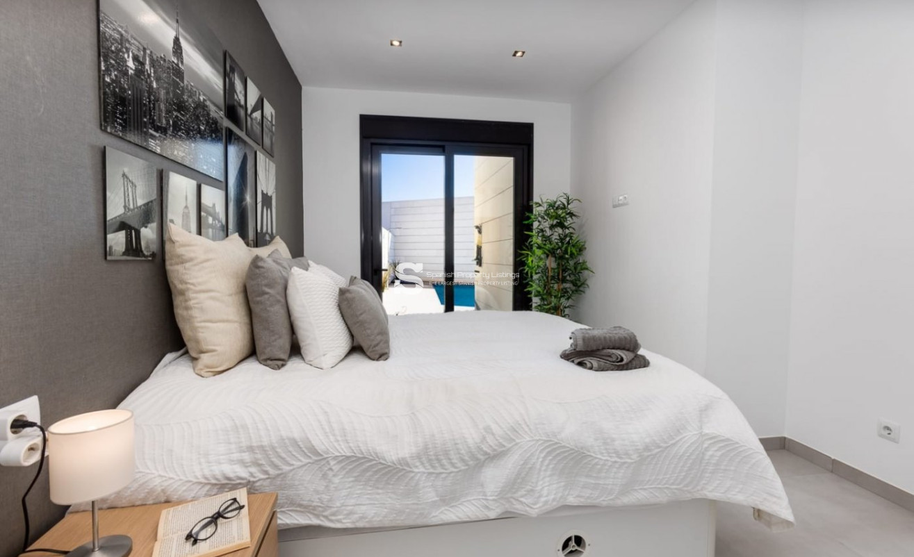 Obra nueva - Villa - Pilar de la Horadada - pueblo