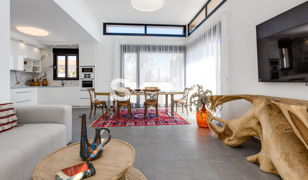 Obra nueva - detached - La Mata