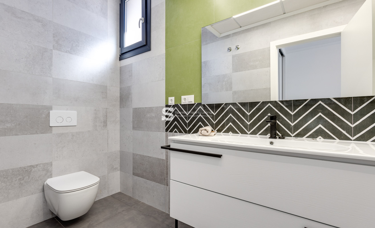 Obra nueva - detached - La Mata