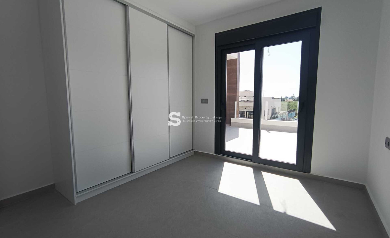 Obra nueva - detached - Daya Nueva