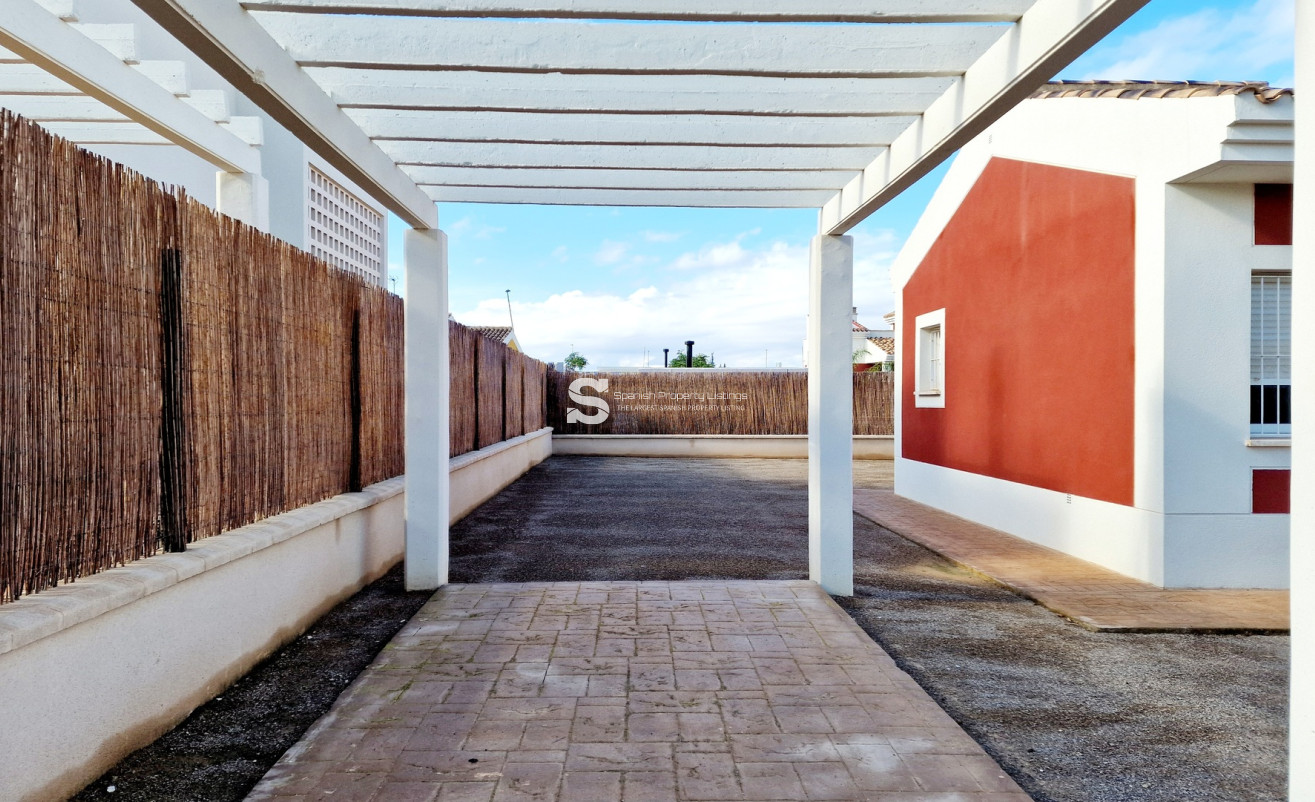 New Build - detached - Purias